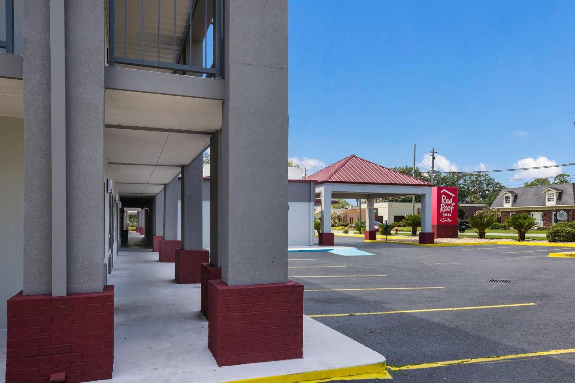 Red Roof Inn & Suites Statesboro - University Dış mekan fotoğraf